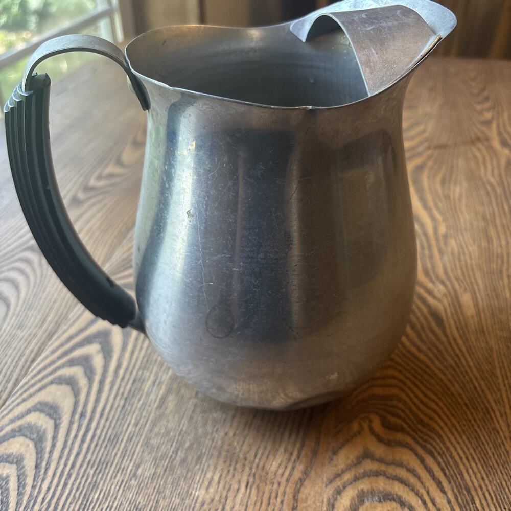 Vtg Leyse Toro Pitcher Black Handle Aluminum